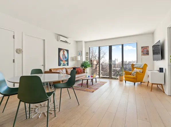 567 Ocean Avenue image 1 of 9