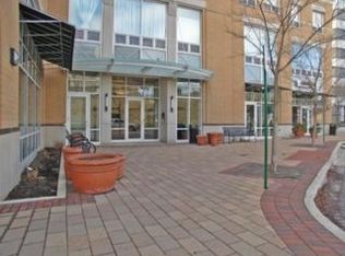 1640 Maple Ave APT 202, Evanston, IL 60201