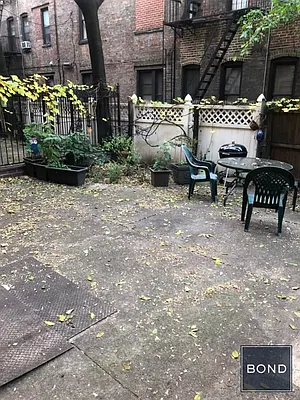 Rented by Bond New York | media 12