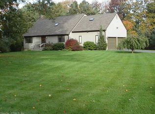 5 Sunny Heights Rd, Granby, CT 06035