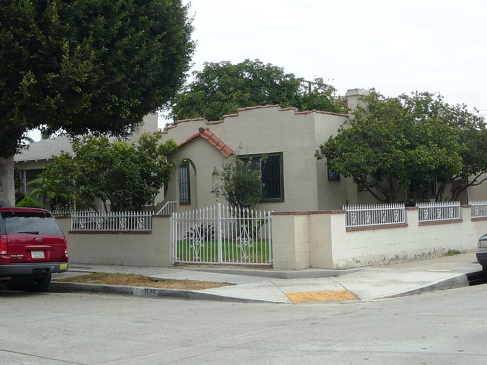 1st image of 1146 Rosewood Ave