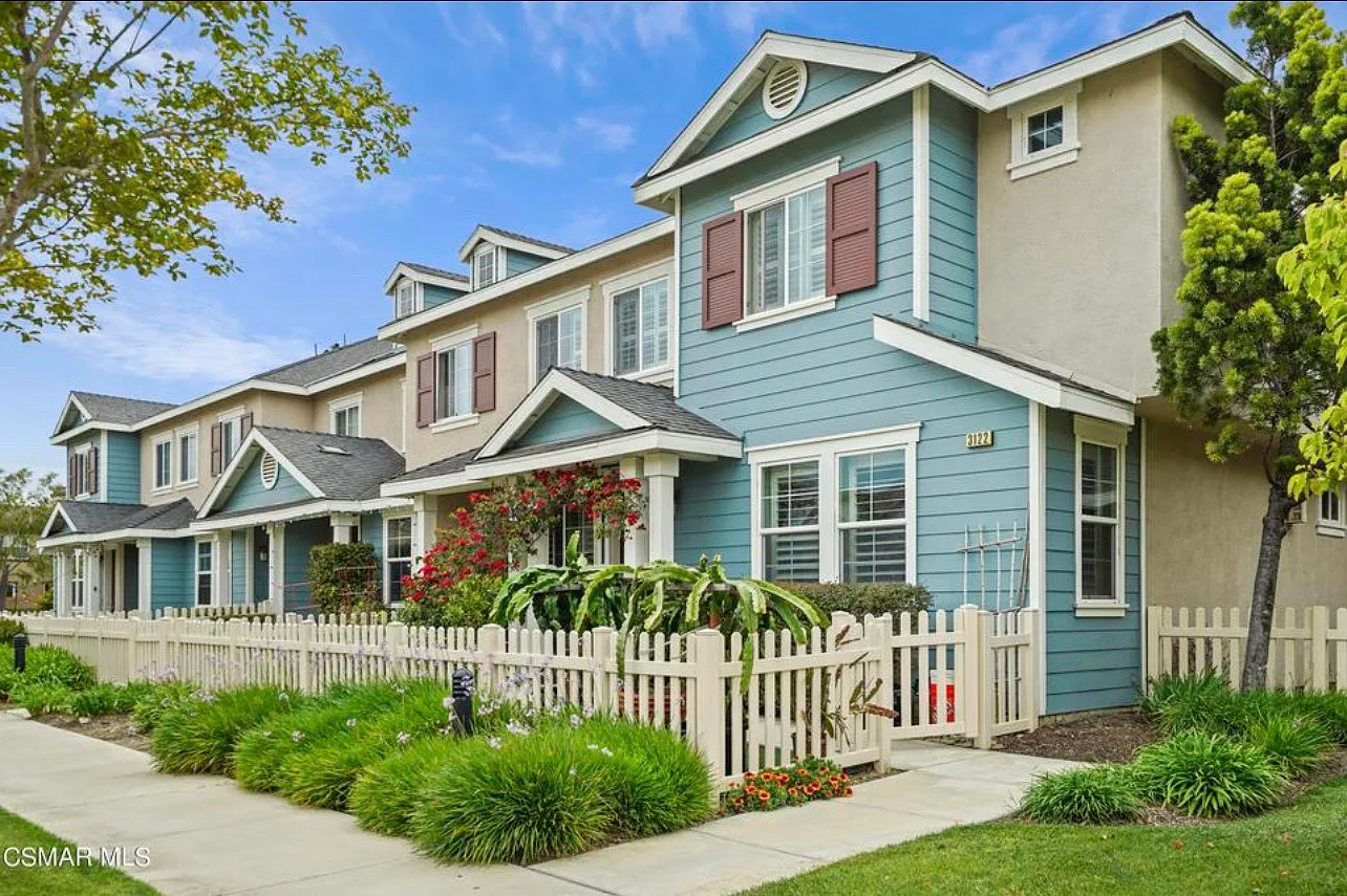 3 bed, 1914 sqft, $3,850 — Photo 3