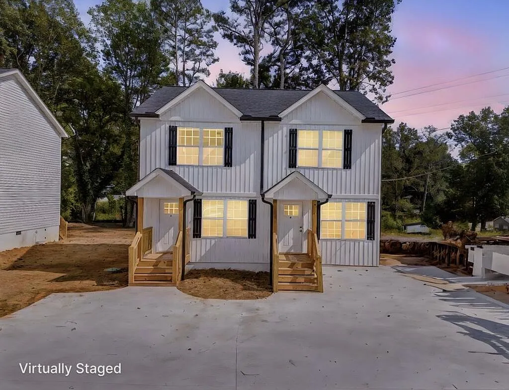 2 bed, 1.5 bath, 1800 sqft, $1,400 — Photo 1