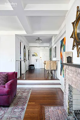 Sold by Sotheby's International Realty | media 17