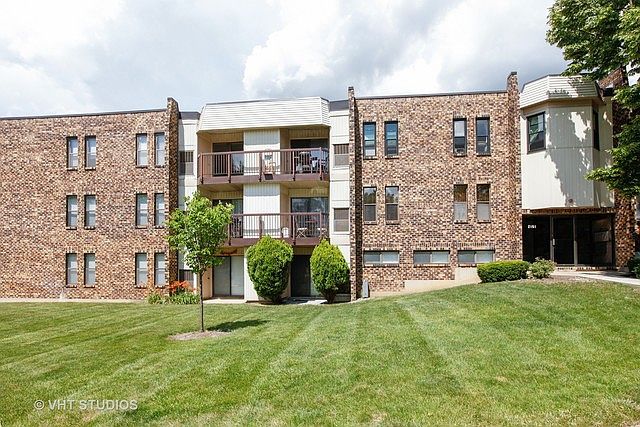 1st image of 2151 Country Club Dr APT 26