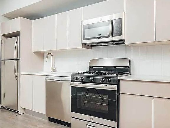 5th image of 594 Bushwick Ave APT 201
