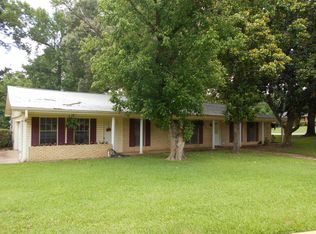 108 Brierwood Dr, Palestine, TX 75801