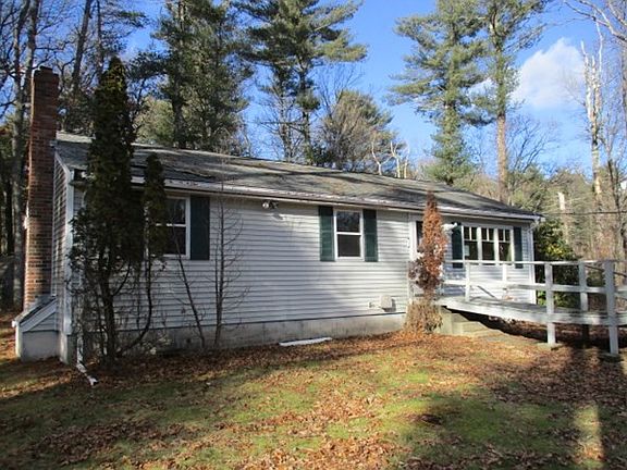 4th image of 157 Highland St