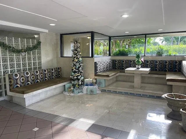 2201 Brickell Ave #1