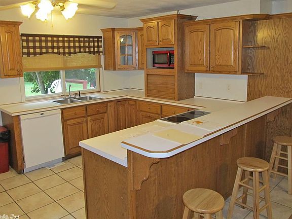 4th image of 13 Miccosukee Dr