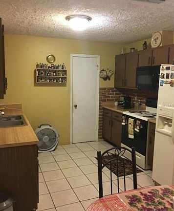 5th image of 204 Mante Dr