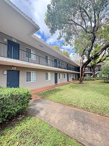 1111 Tequesta St #4 Photo 1