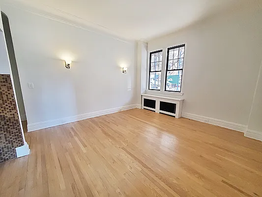 Rented by Rachel Realty | media 24