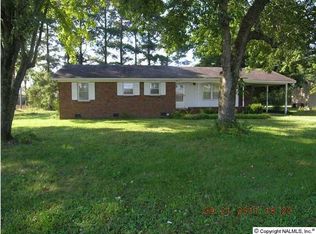 1440 Mauldin St, Town Creek, AL 35672