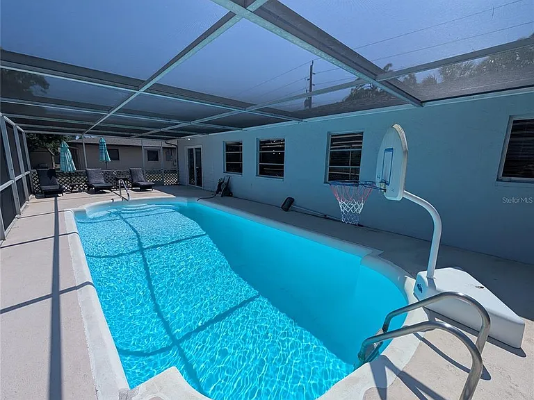 5355 Kent Rd — Photo 13