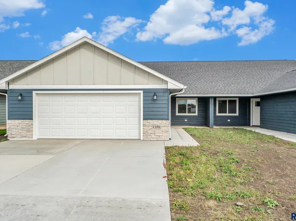 1106 NE 11th St, Madison, SD 57042