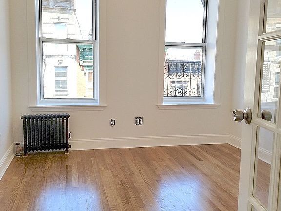 4th image of 80 E 7th St APT 5