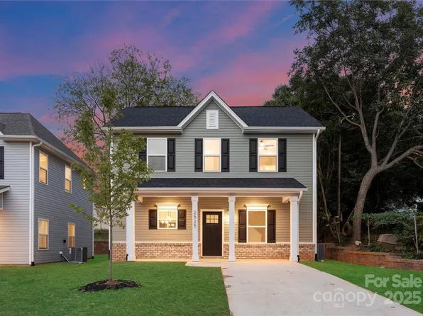 2033 Tom Sadler Rd, Charlotte, NC 28214