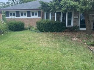 17019 Chicago Ave, Lansing, IL 60438