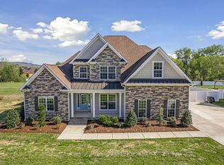 65 Garrison Dr, McMinnville, TN 37110