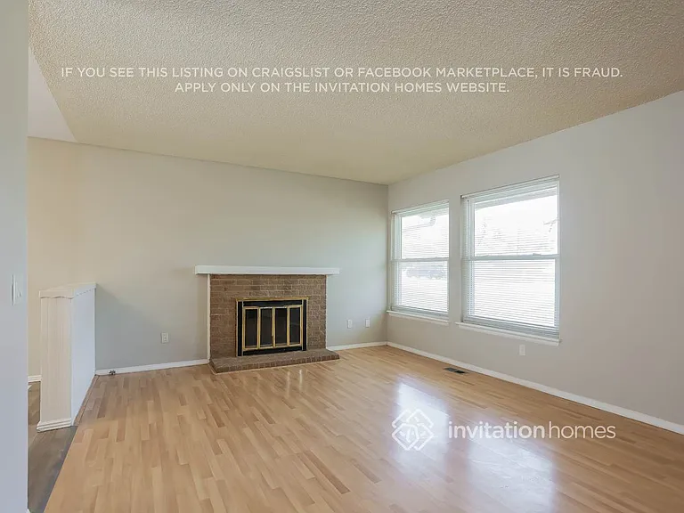 16803 E Nassau Dr — Photo 2