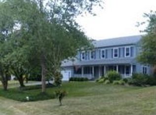 12724 Falcon Dr, Woodbridge, VA 22192