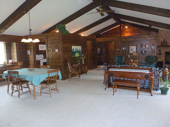 Open Concept Liv, Din, Kitchen