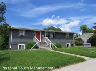 2909 10th Ave N, Fargo, ND 58102