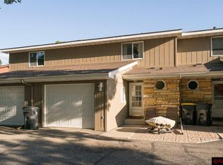 1635 James Dr, North Mankato, MN 56003