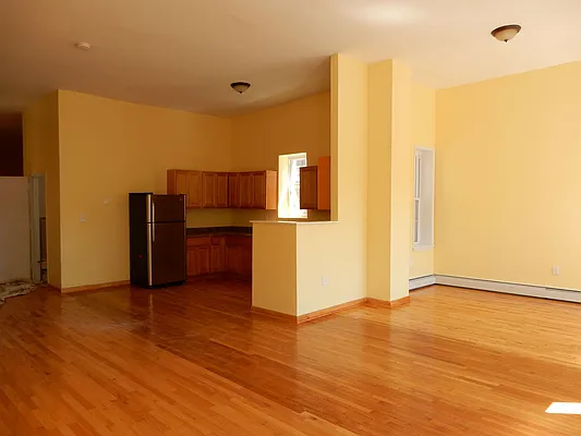 Rented by Equiventure Capital Real Estate | media 15