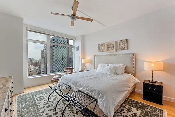 Rented by Compass | media 26