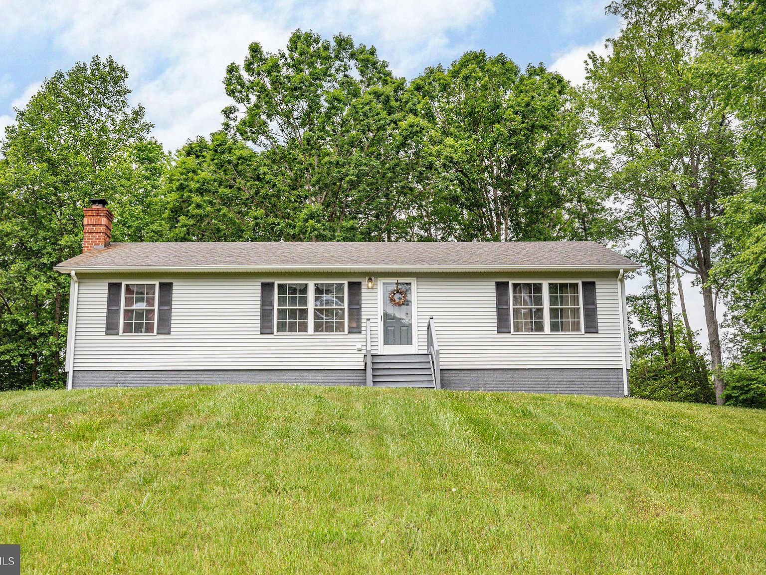 18438 Beazley Ln, Milford, VA 22514 | Zillow