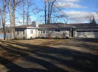 270 Pommogussett Rd, Rutland, MA 01543