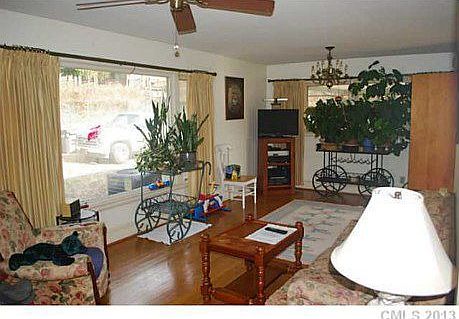 Picture window Living Room