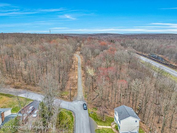 2nd image of Hilltop Rd