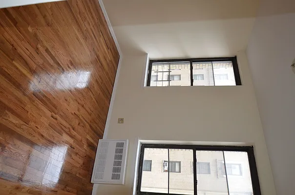 Rented by CITY SKYLINE REALTY INC | media 26