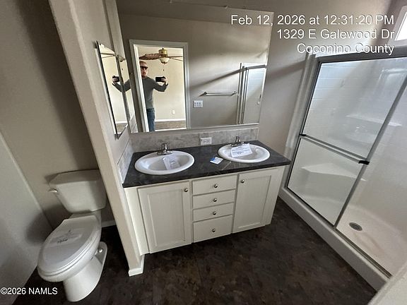 5th image of 1329 E Galewood Dr