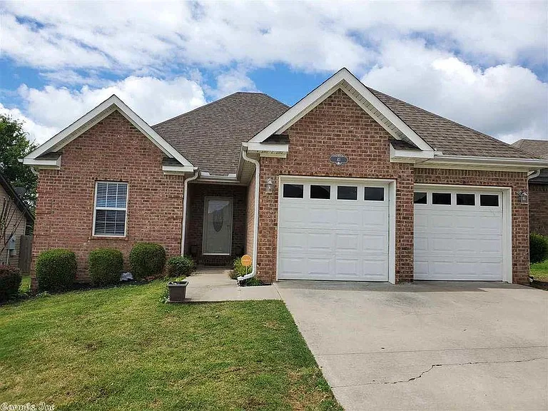 43 Ashcraft Ct — Photo 1