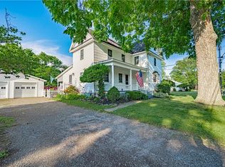 196 Pettit St, Wilson, NY 14172