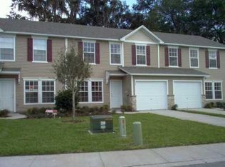 3005 Amber Oak Dr, Valrico, FL 33594
