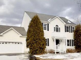 183 Robin Hollow Rd, West Greenwich, RI 02817