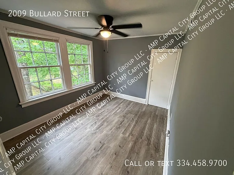 2009 Bullard St — Photo 10
