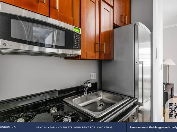 246 Mott Street image 7 of 22