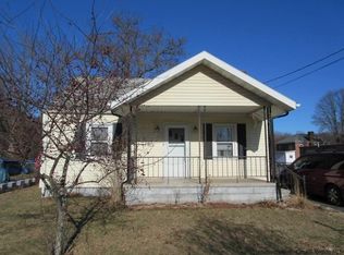110 Barclay Ln, Saugerties, NY 12477