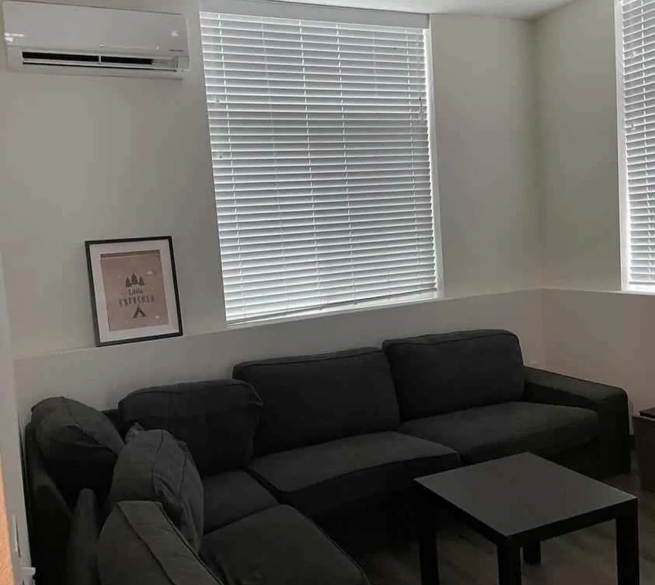8 bed, 3.5 bath, 3000 sqft, $860 — Photo 2