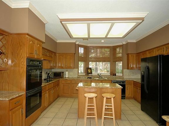 4th image of 16710 Glenshannon Dr