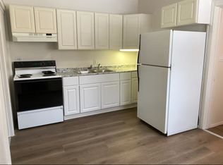 803 East St APT 3, Flint, MI 48503