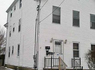 46 1st School St, Bristol, RI 02809