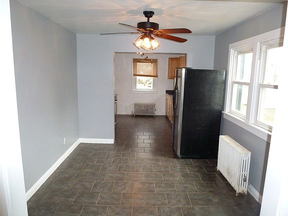 Dining rm