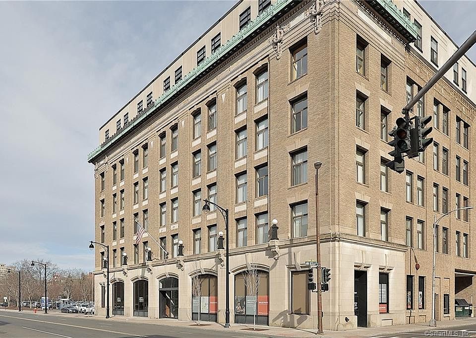 1st image of 266 Pearl Street #508